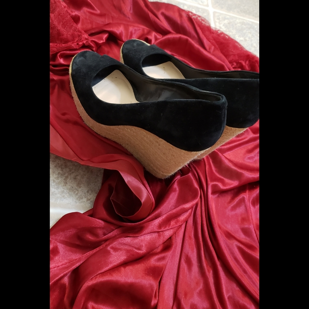 Black Open Toe Wedges!